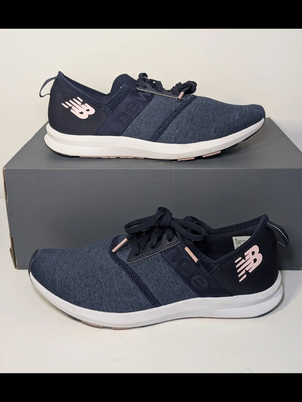 New Balance FuelCore Nergize Women’s 9 Navy Blue Pink Sneakers Slip-On